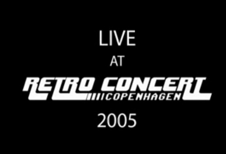 Retro Concert 2005  - Intro z Cannon Fodder grane na..kontrolerach do konsol! 